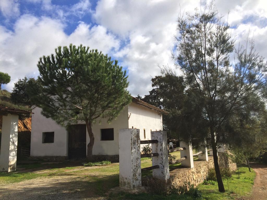 Cortijo El Berrocal Pension Cazalla de la Sierra Buitenkant foto